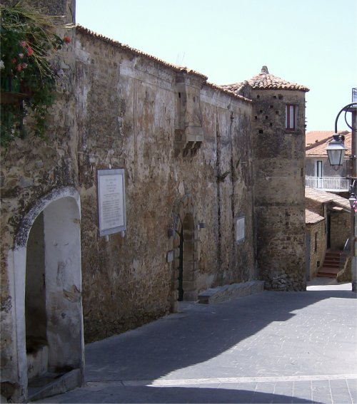 Castello De Vargas